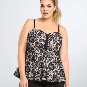 Torrid NWT FLORAL LACE PEPLUM TOP